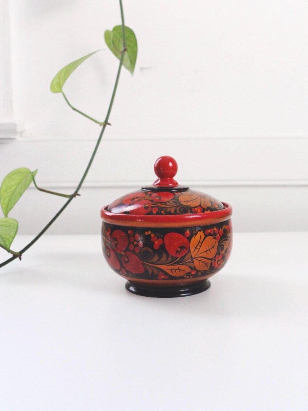 Vintage Hand-Painted Russian Khokhloma Wooden Sugar Bowl Red Gold Floral
